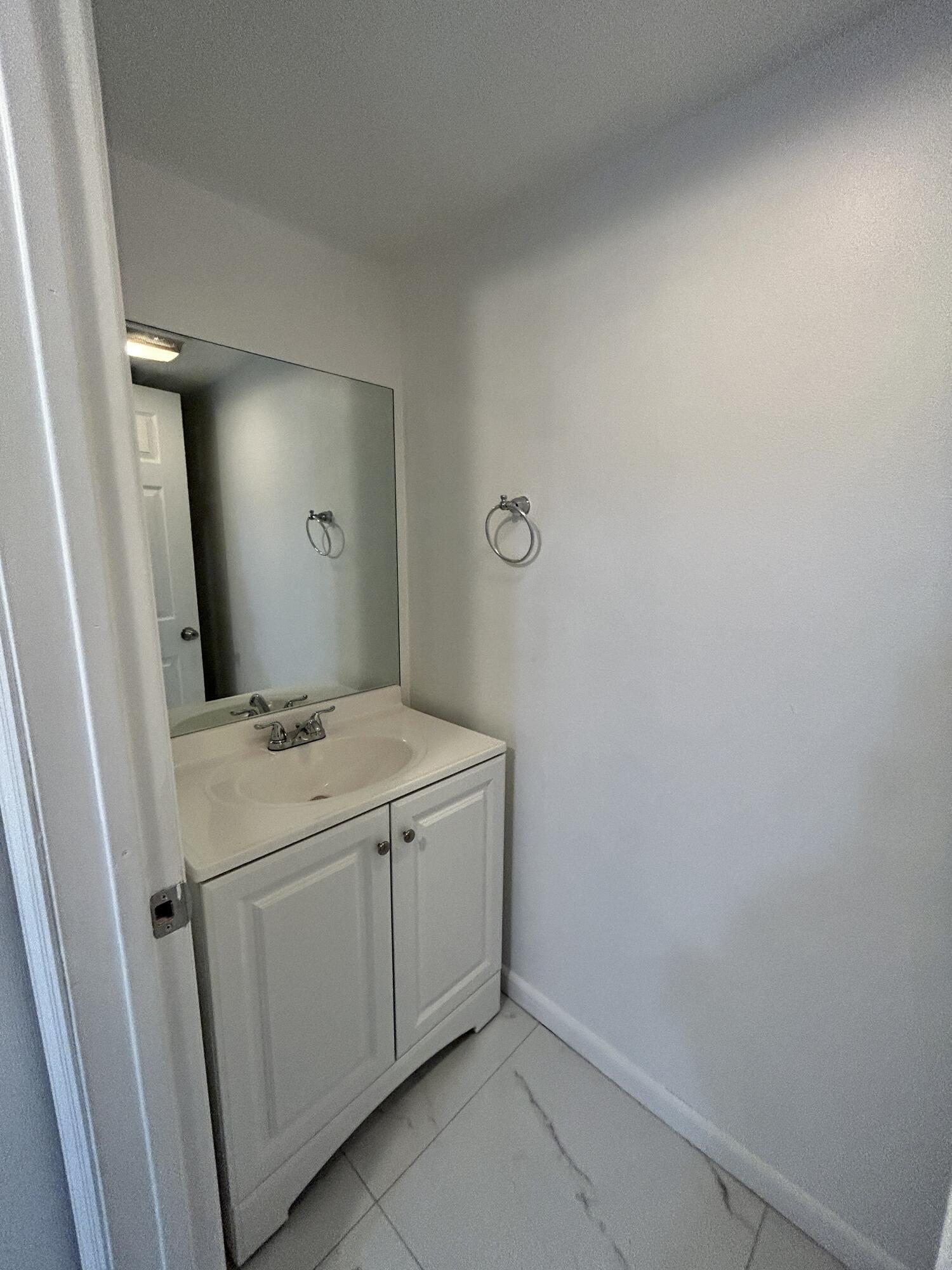 4606 Cherry Road Property Photo 9