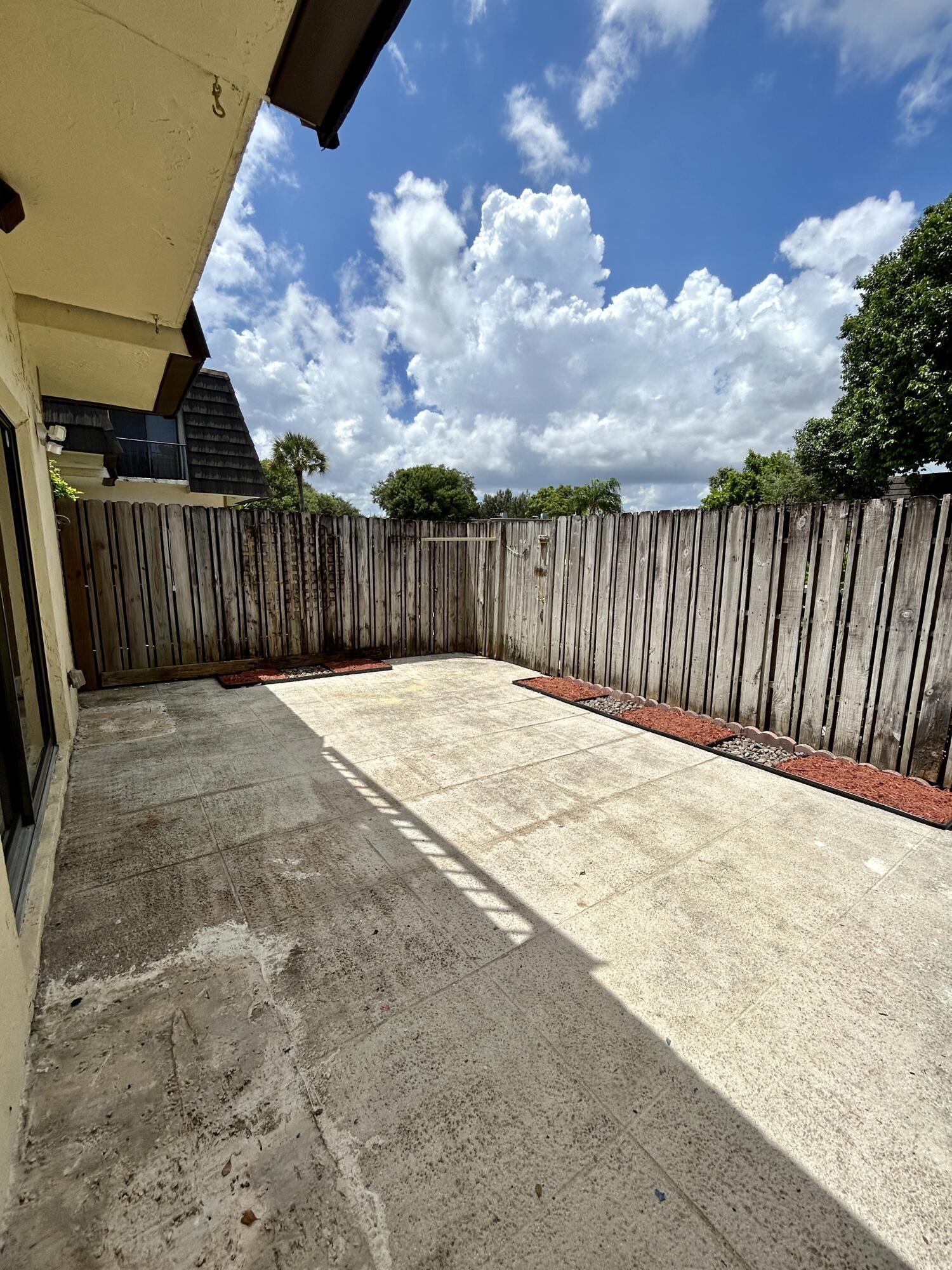 4606 Cherry Road Property Photo 18