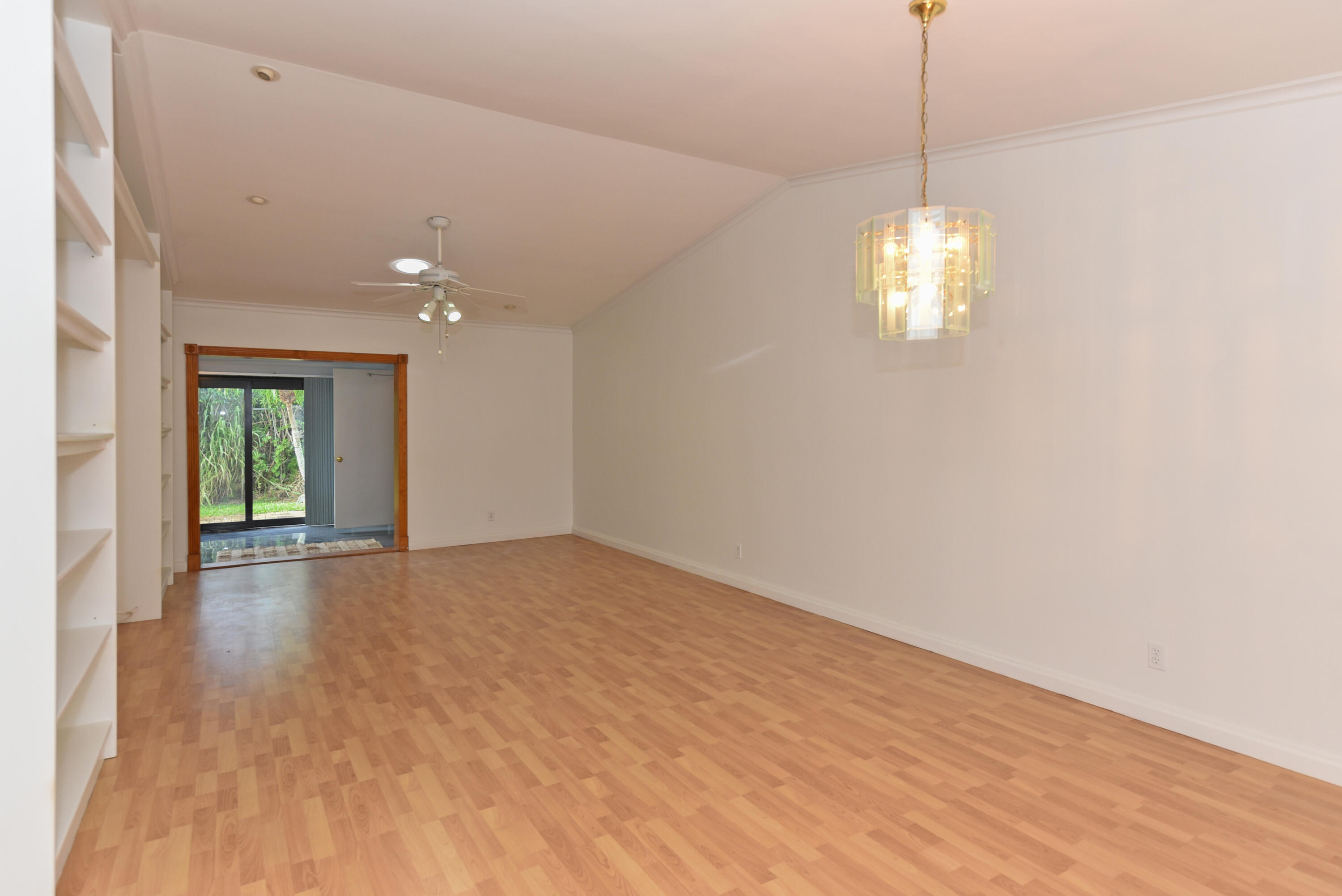 2641 W Gately Drive W 1702 Property Photo 12