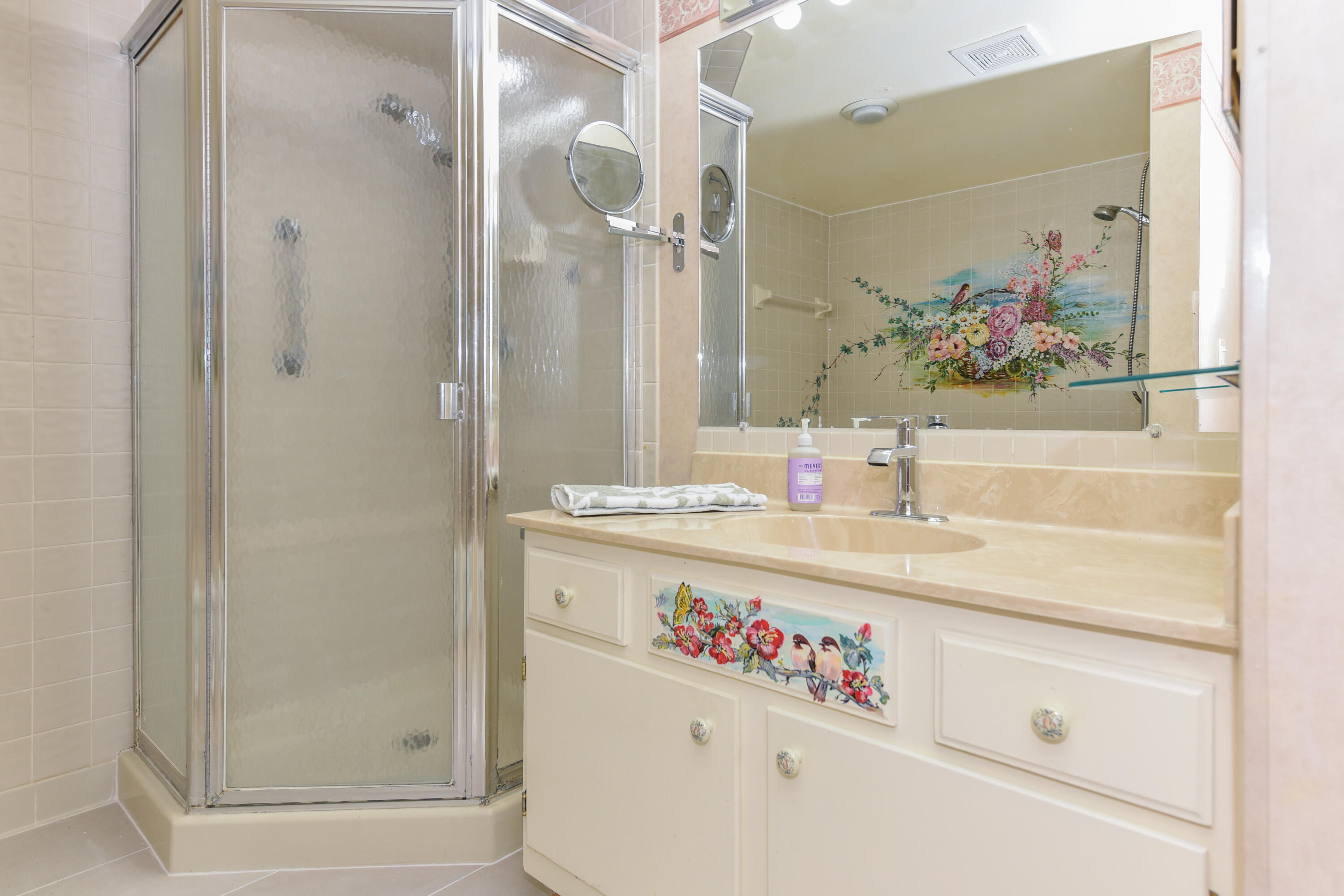 2641 W Gately Drive W 1702 Property Photo 27