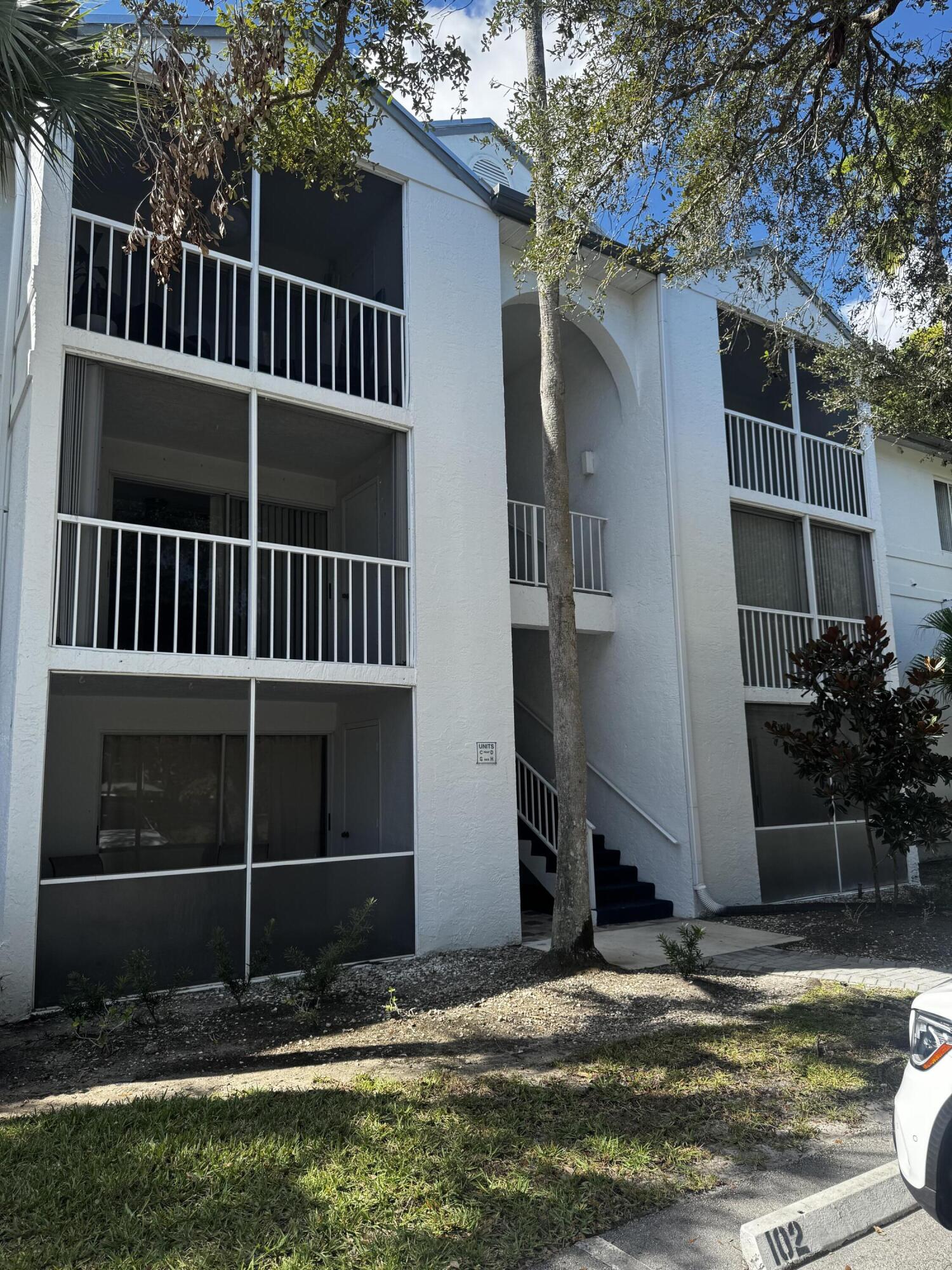 2502 Se Anchorage Cove G-3 Property Photo 1