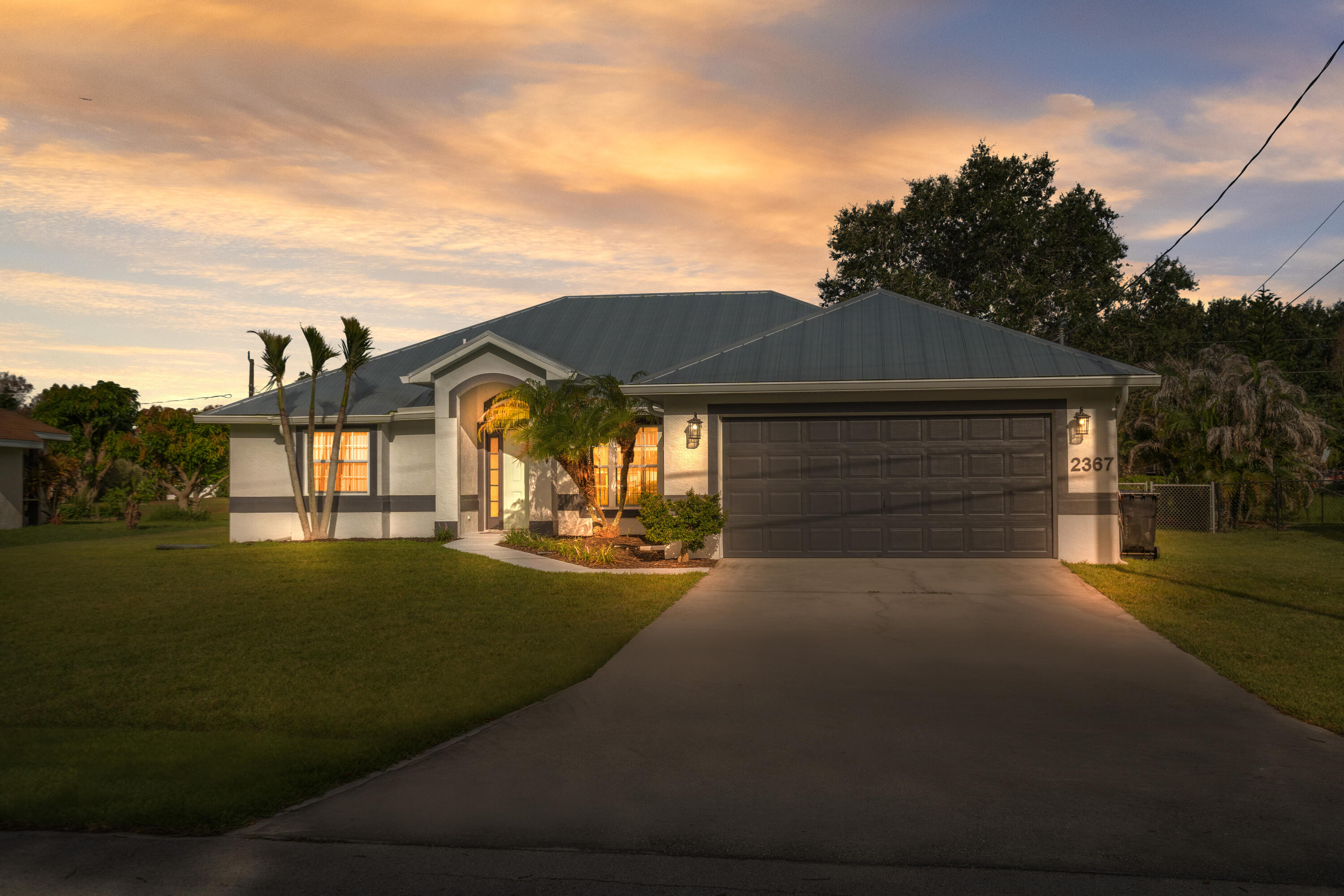 2367 Se Rock Springs Drive Property Photo 6
