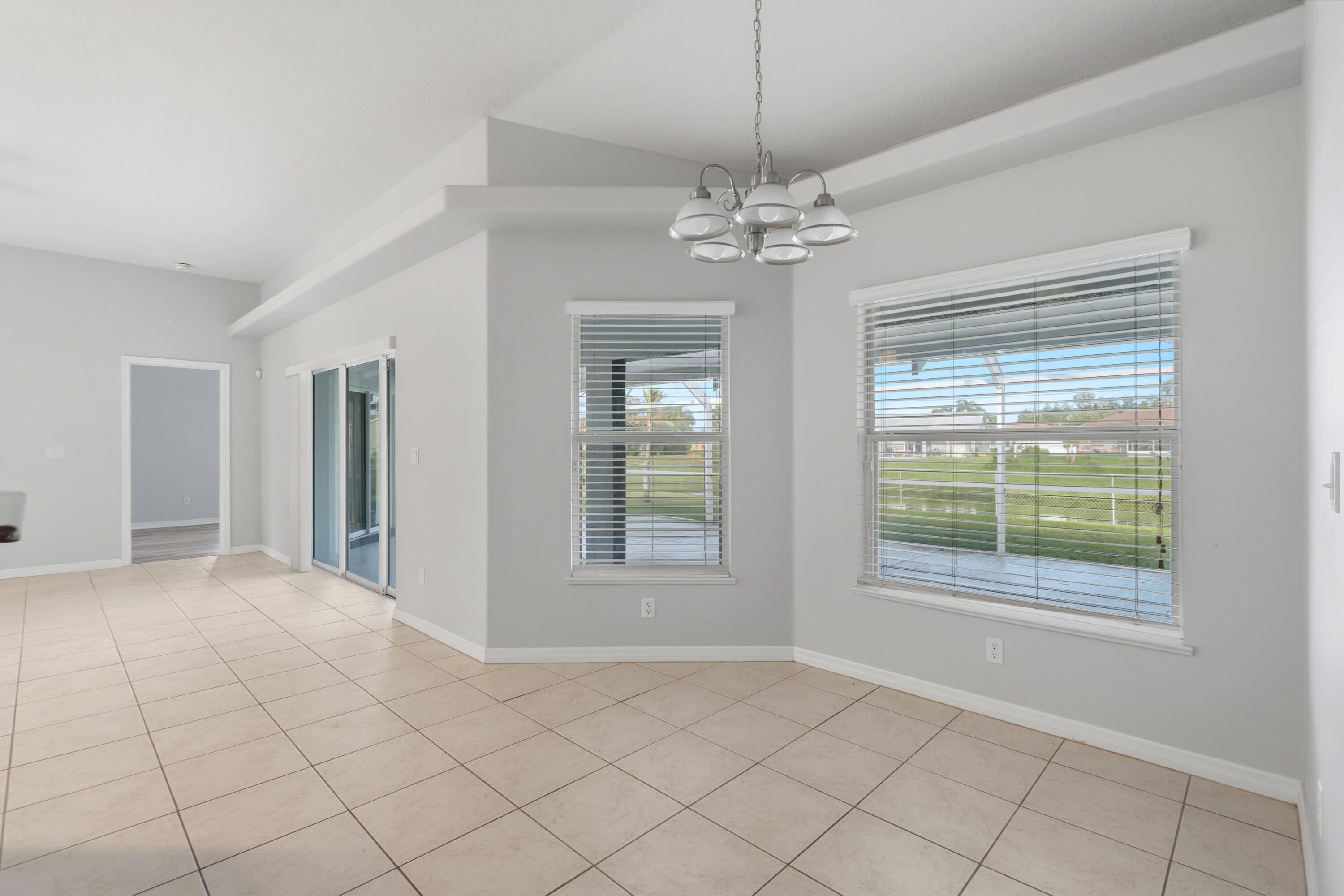 2367 Se Rock Springs Drive Property Photo 31