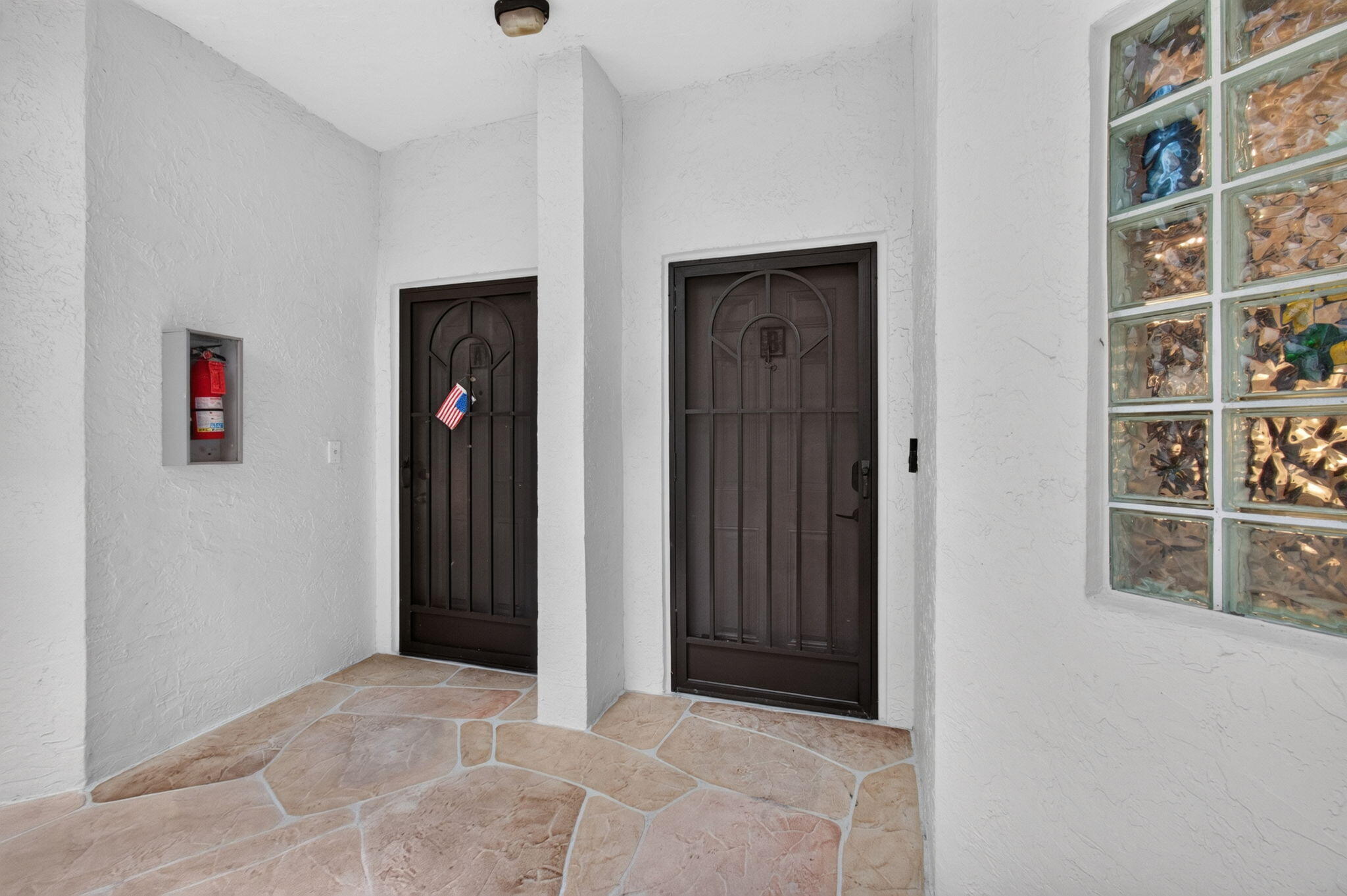 5133 Brisata Circle B Property Photo 5