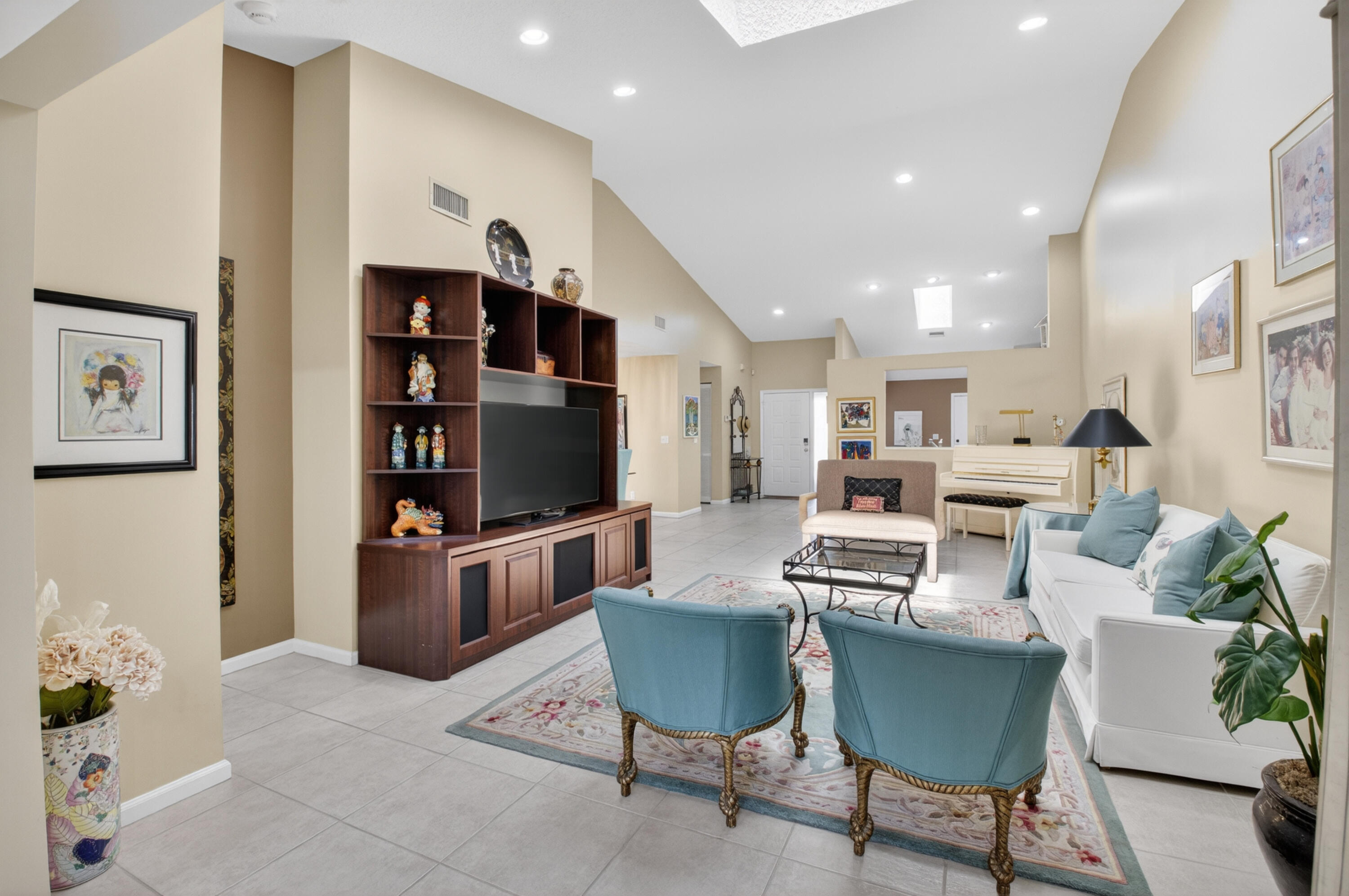 5590 Royal Lake Circle Property Photo 12
