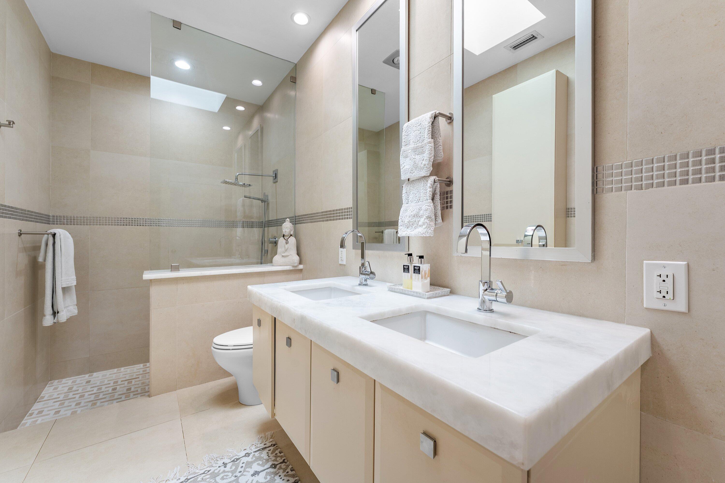 1102 Highland Beach Drive 2w Property Photo 46