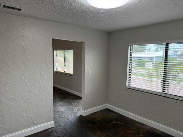 103 Ne 28th Street Property Photo 11