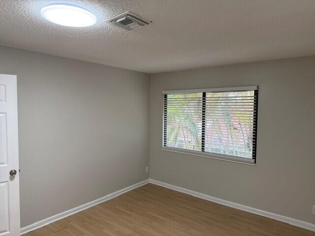 103 Ne 28th Street Property Photo 36