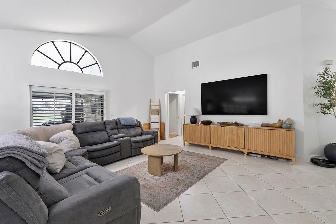 6852 Bitterbush Place Property Photo 16