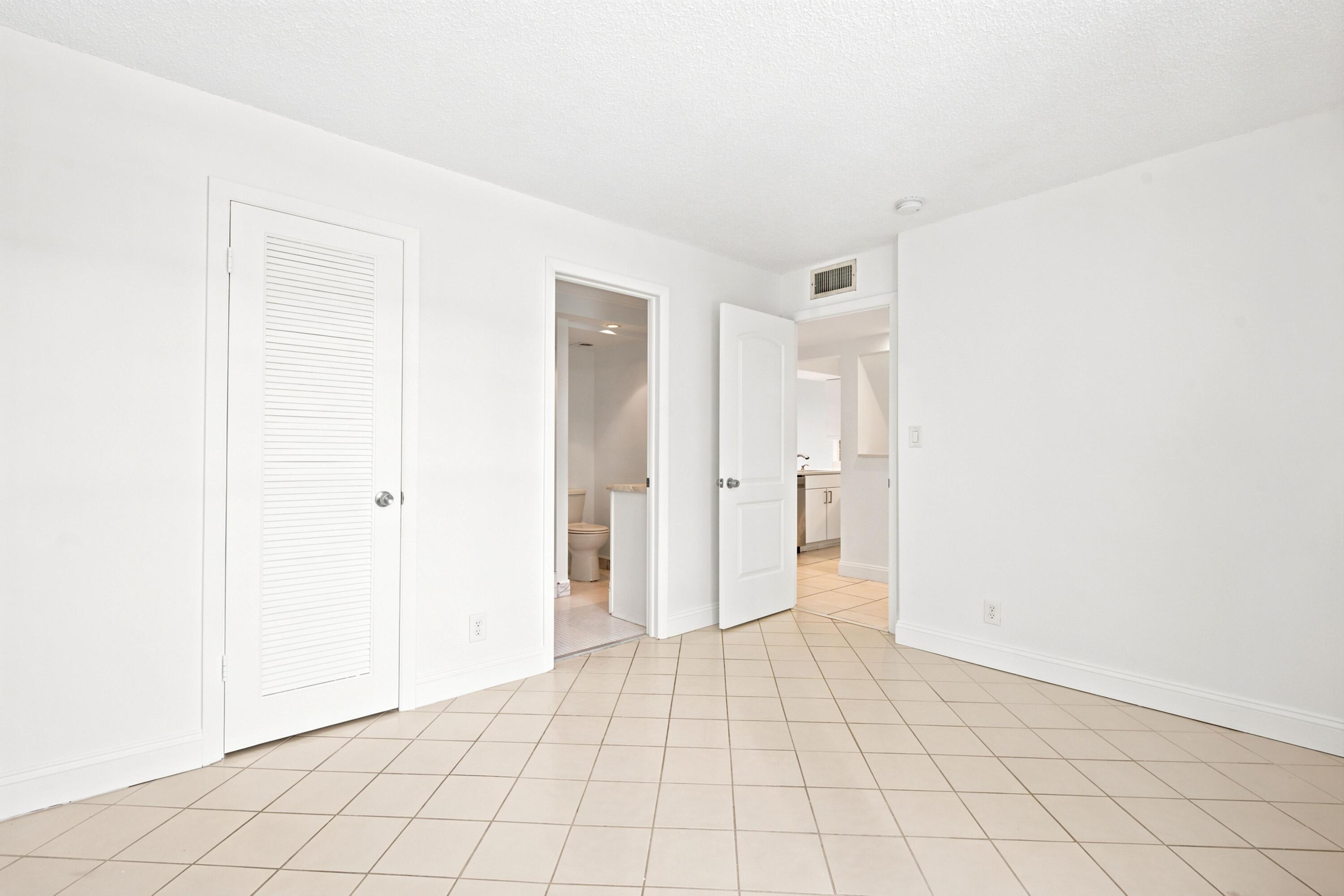8 Royal Palm Way 3020 Property Photo 31