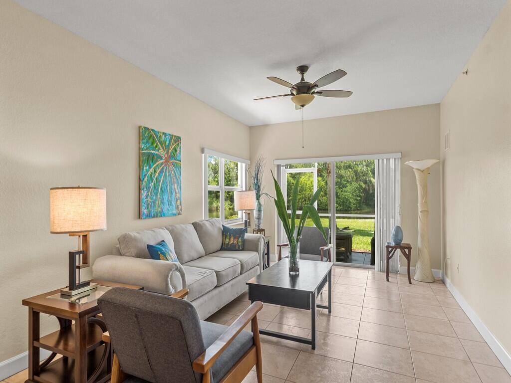 4210 Gator Trace Avenue B Property Photo 8