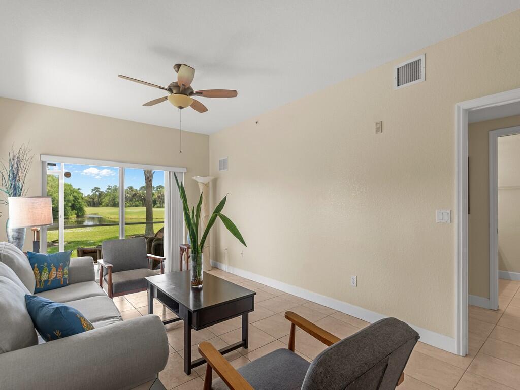4210 Gator Trace Avenue B Property Photo 12