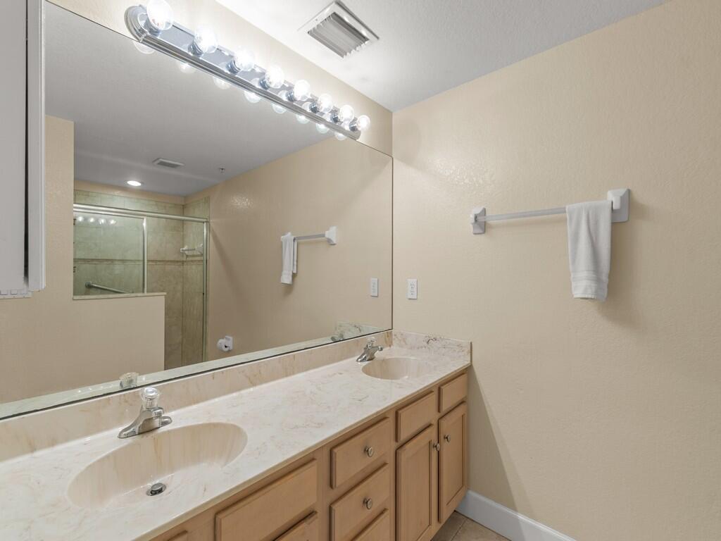 4210 Gator Trace Avenue B Property Photo 19