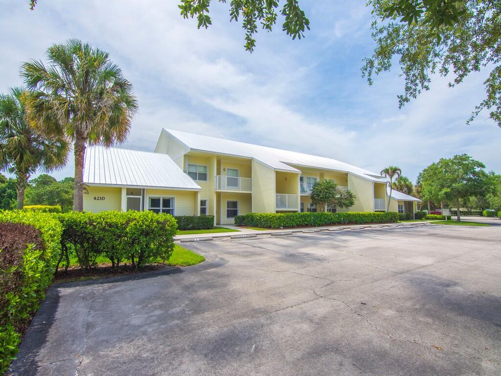 4210 Gator Trace Avenue B Property Photo 26
