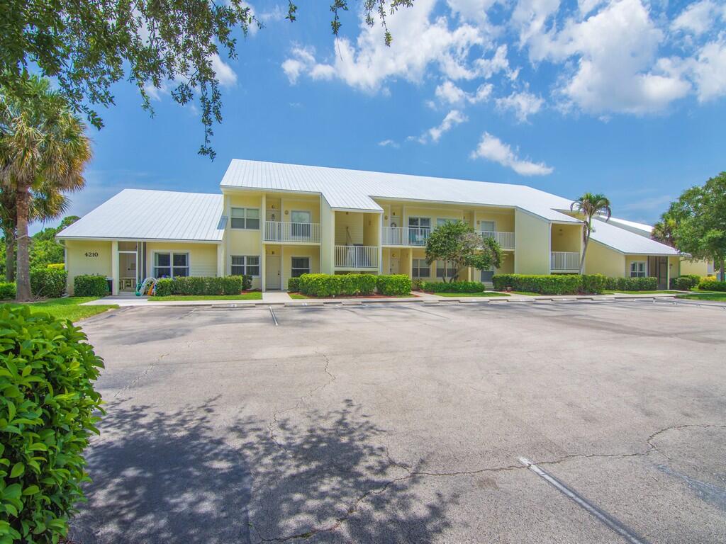 4210 Gator Trace Avenue B Property Photo 46