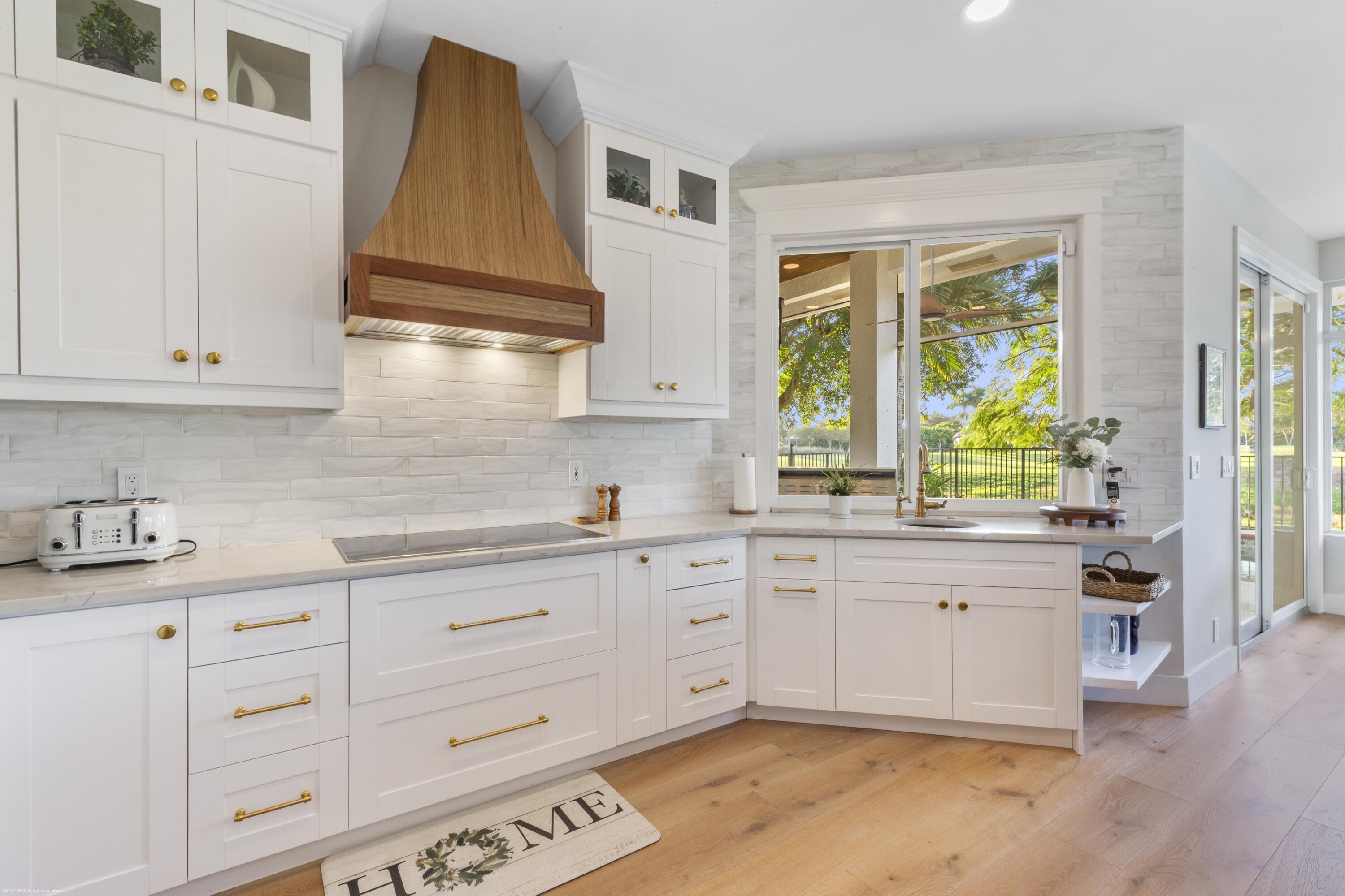 15611 Milan Court Property Photo 14