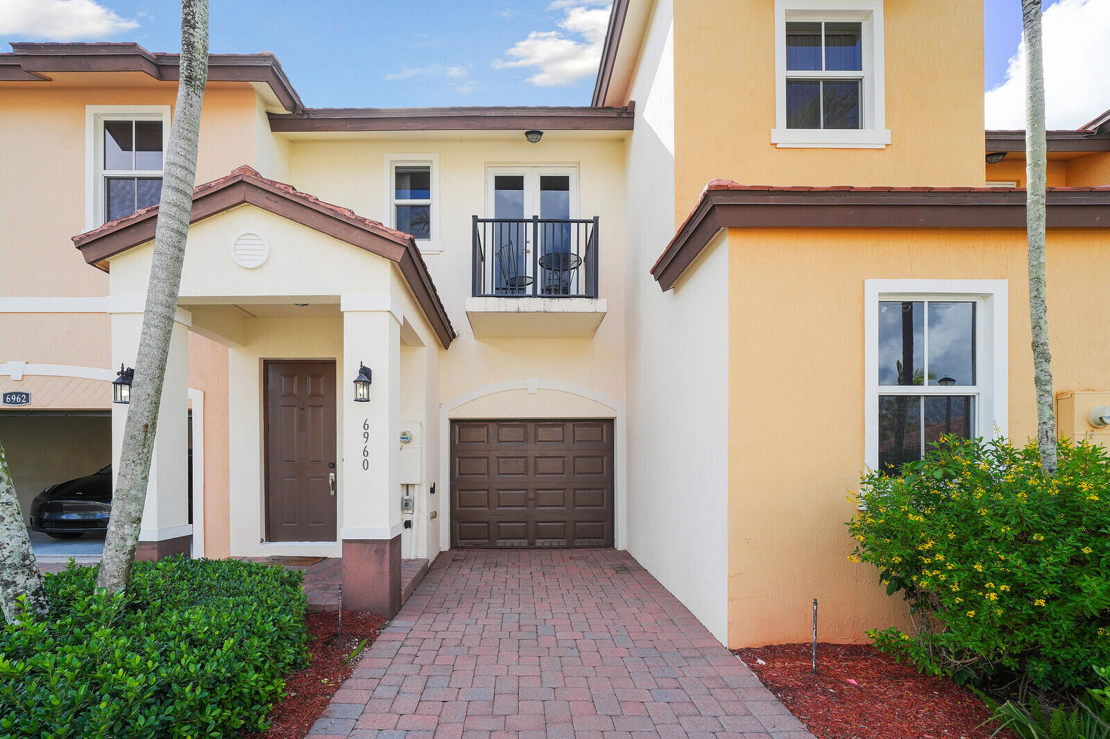 6960 Long Pine Circle Property Photo 1