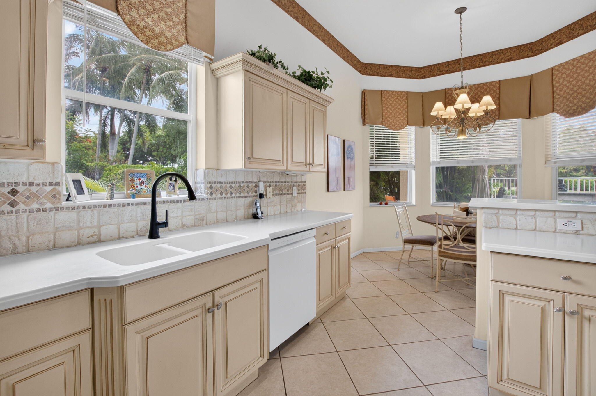 7264 Cataluna Circle Property Photo 25