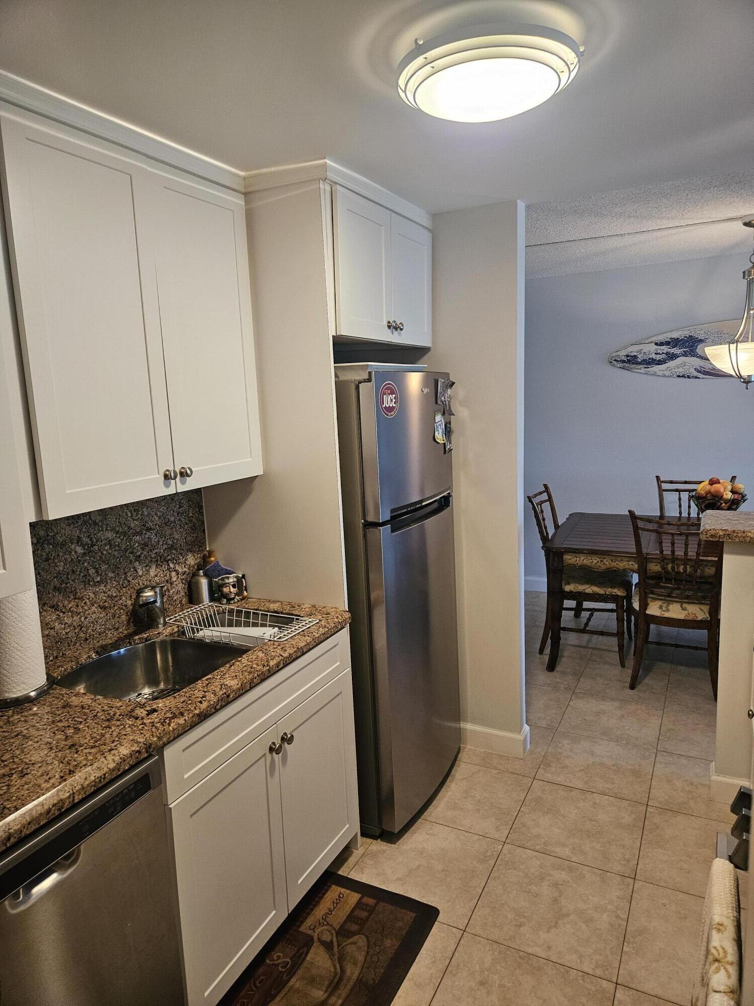 2121 N Ocean Boulevard N 405e Property Photo 3
