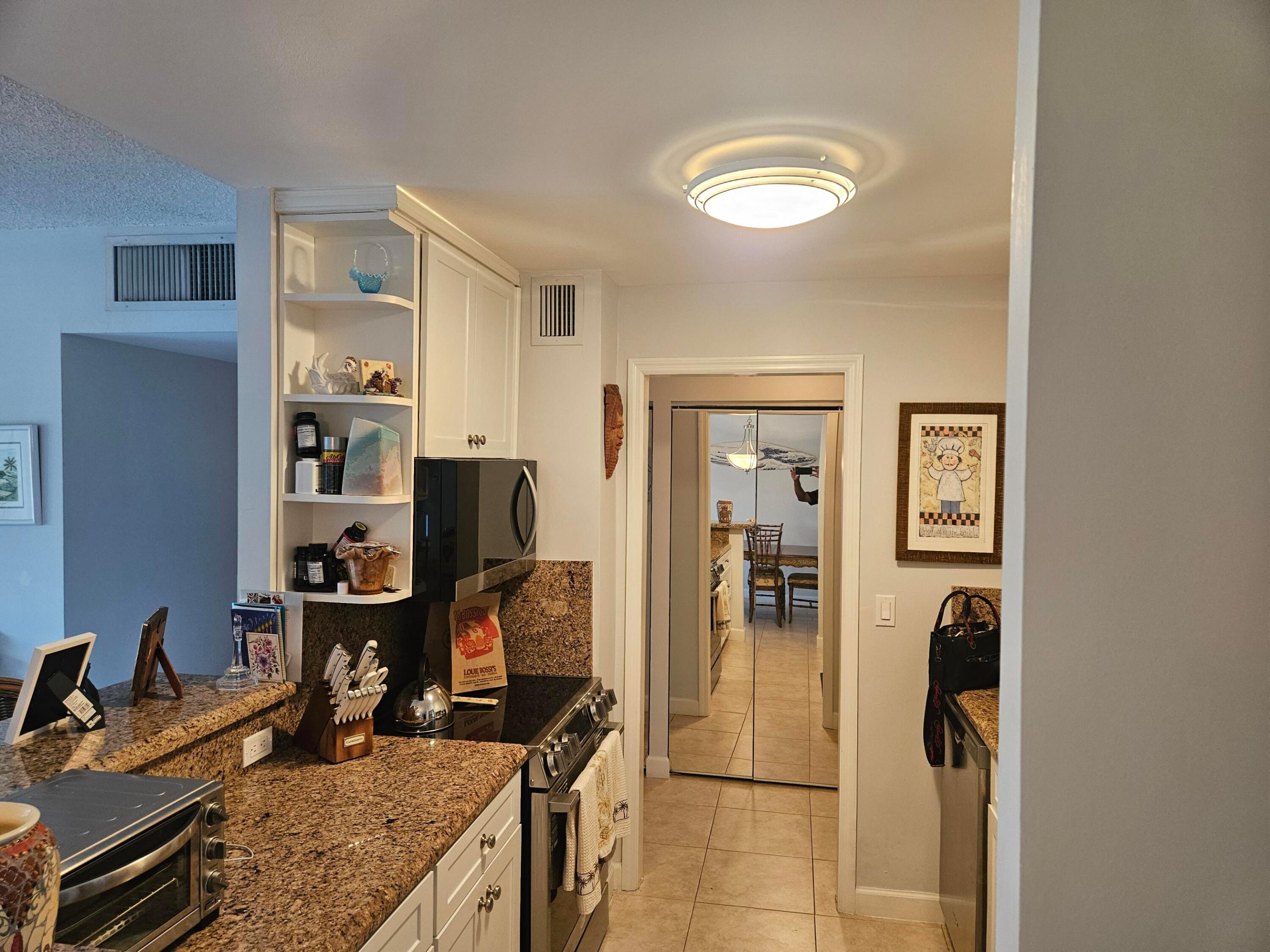 2121 N Ocean Boulevard N 405e Property Photo 4
