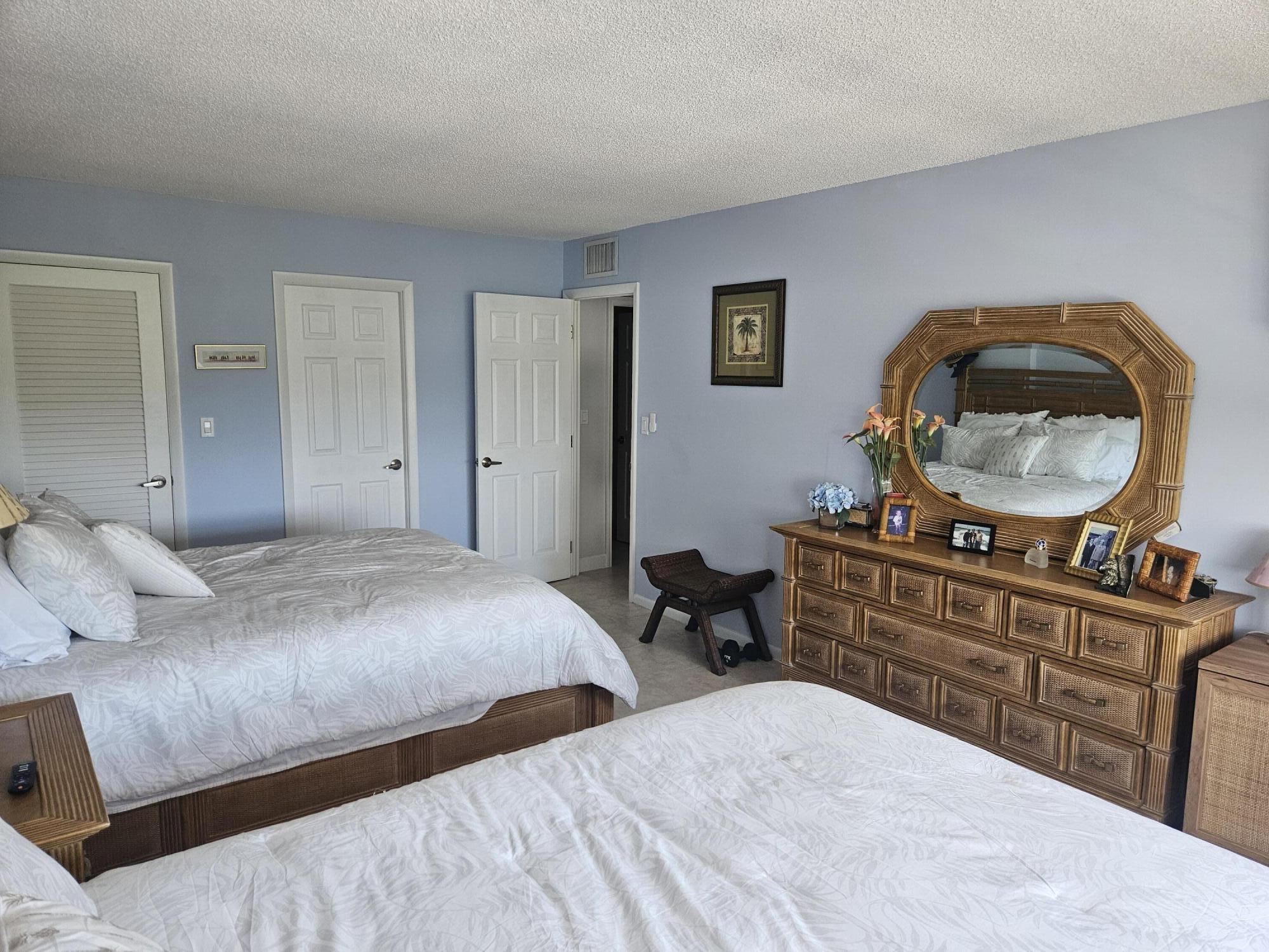 2121 N Ocean Boulevard N 405e Property Photo 10