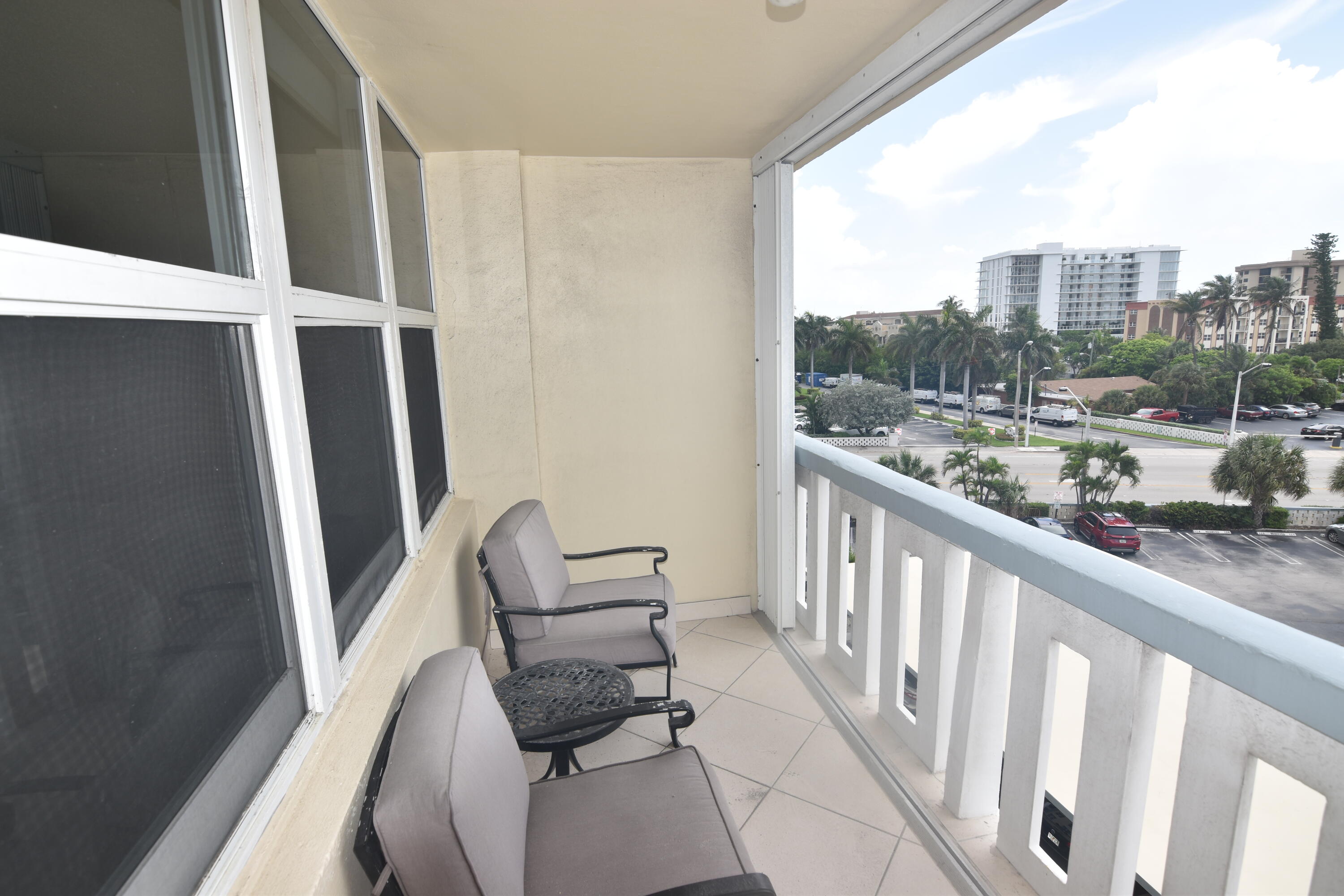 305 N Pompano Beach Boulevard 405 Property Photo 24