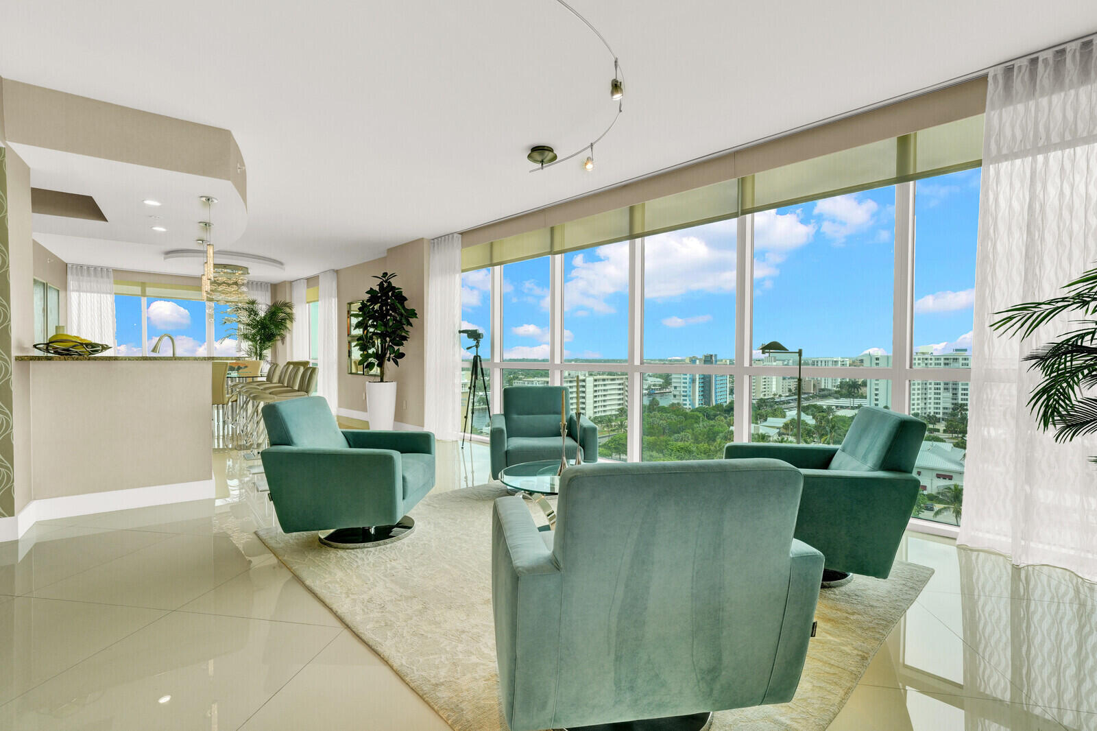 1 N Ocean Boulevard 1007 Property Photo 11