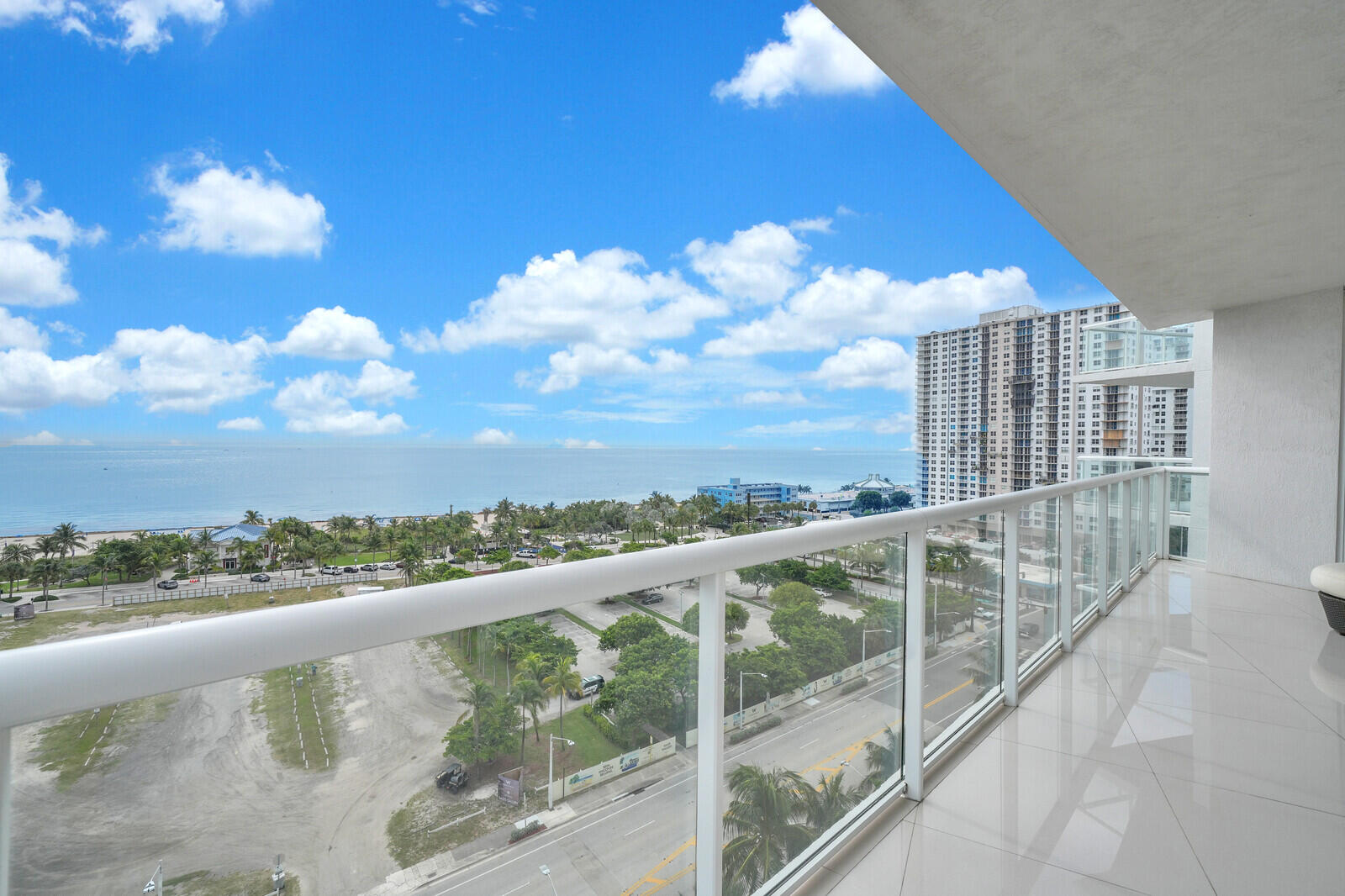 1 N Ocean Boulevard 1007 Property Photo 34