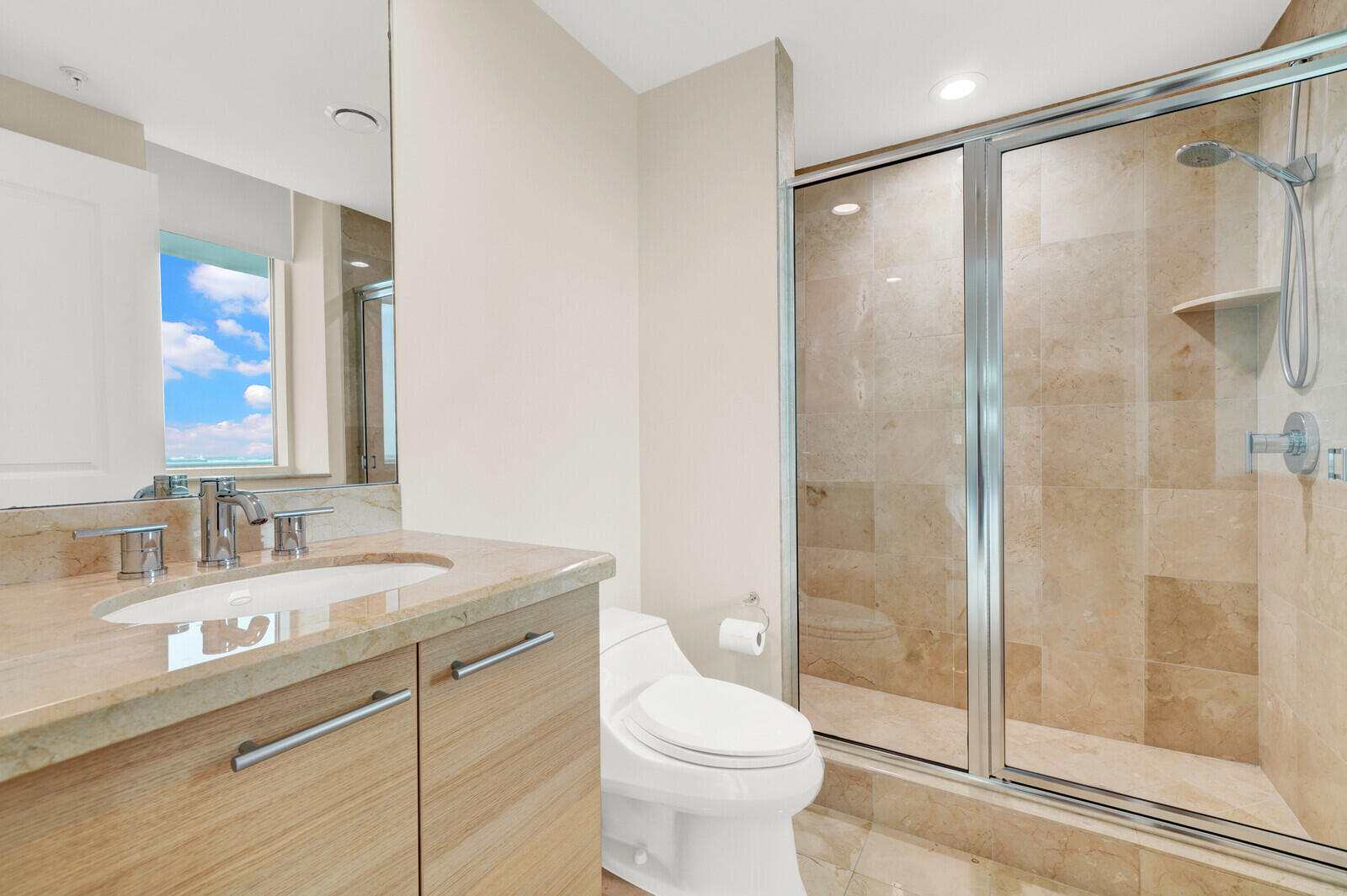 1 N Ocean Boulevard 1007 Property Photo 47