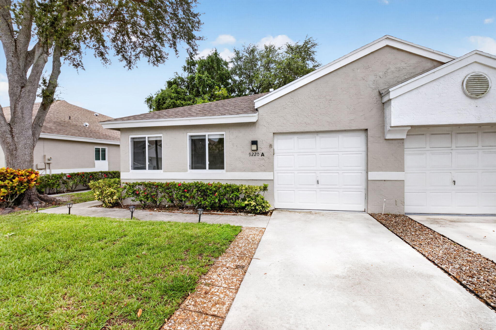 9220 A Vineland Court Property Photo 1