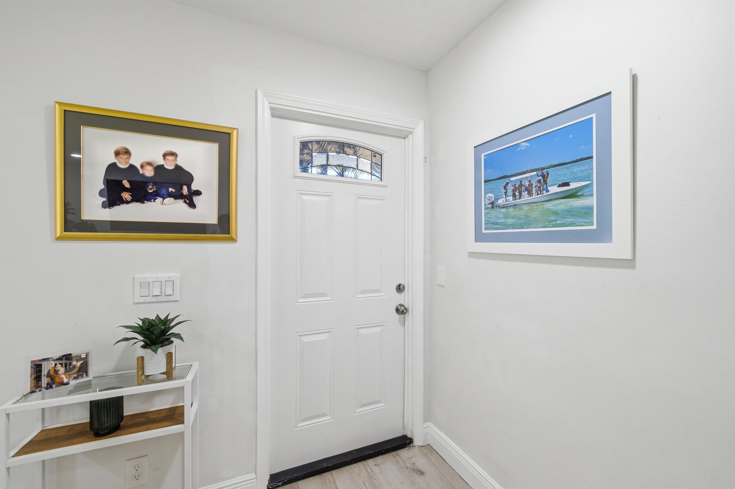 957 Circle Drive D Property Photo 4