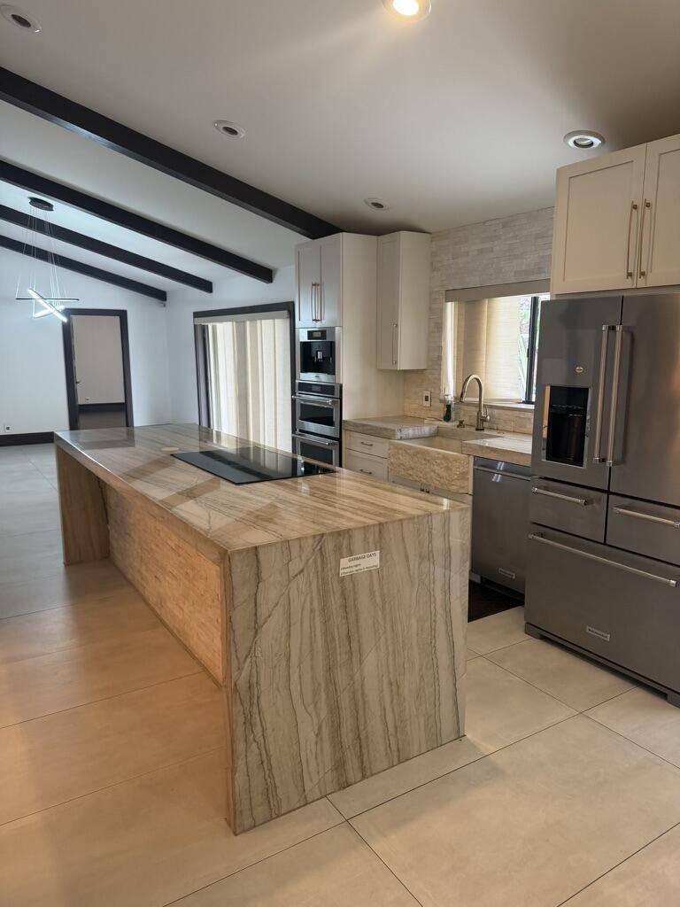 9553 Majestic Way Property Photo 6