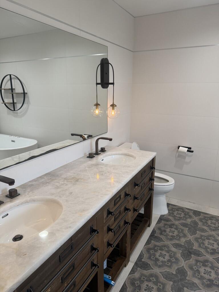 9553 Majestic Way Property Photo 8