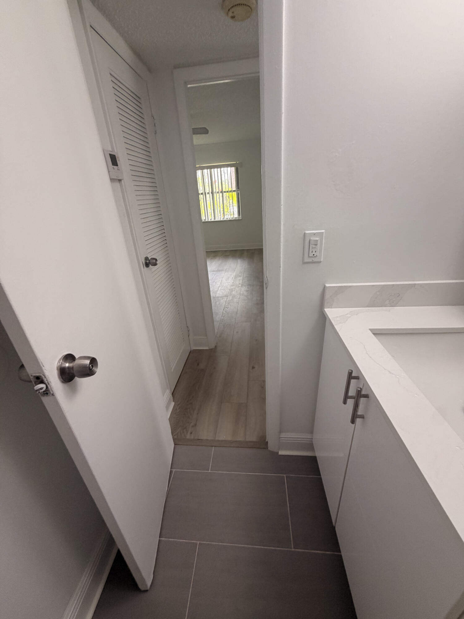 10401 Sw 108th Avenue 240 Property Photo 6