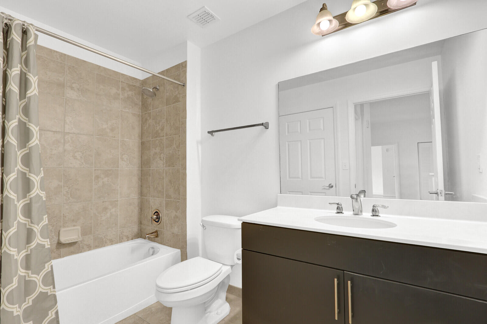 4903 Midtown Lane 3114 Property Photo 8