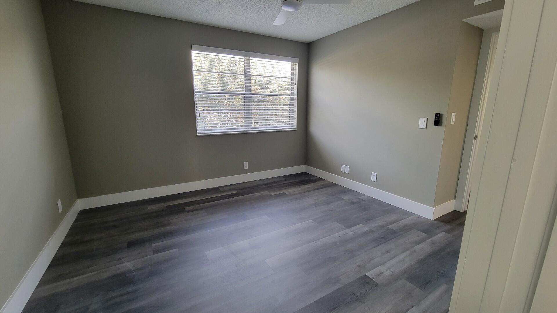 3766 N University Drive M-8 Property Photo 16