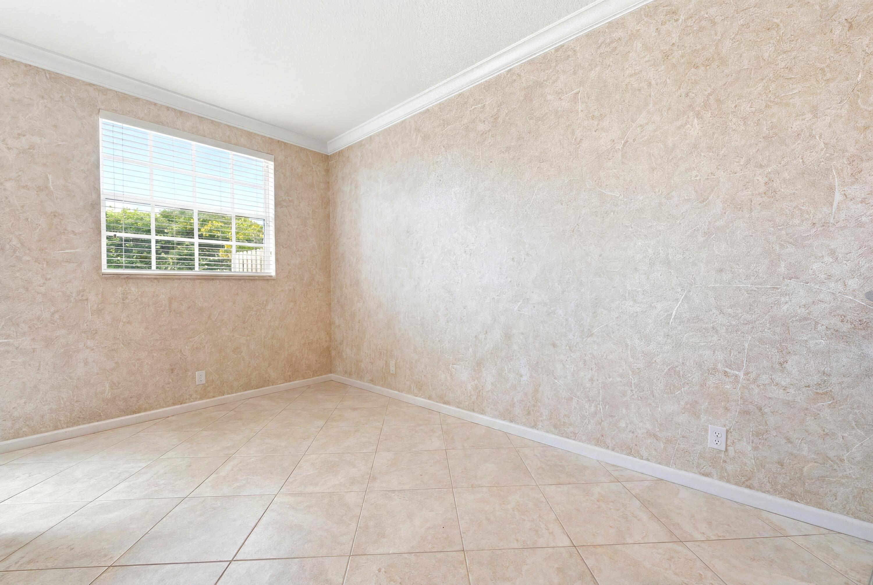 556 Marbella Circle Property Photo 7
