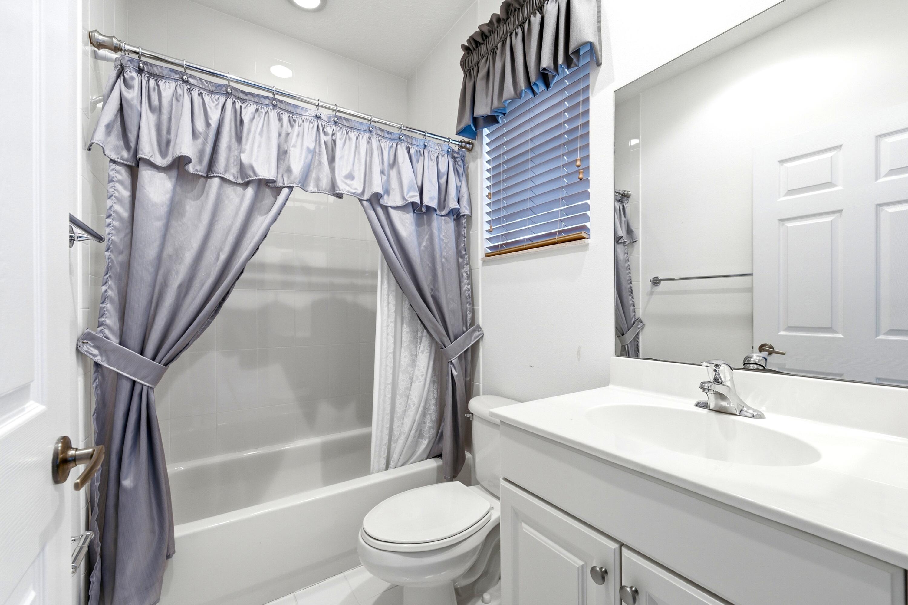556 Marbella Circle Property Photo 15