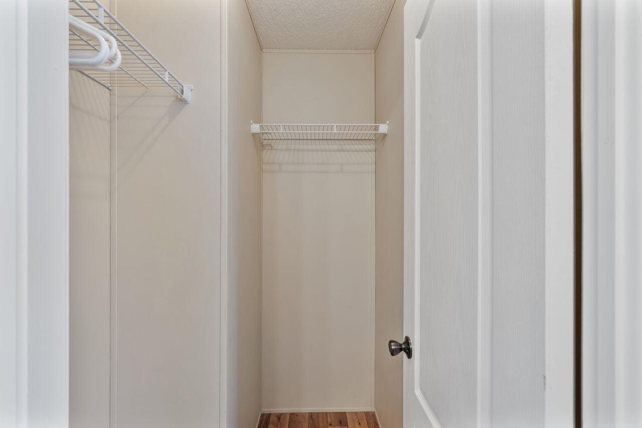 220 N Sendero Street Property Photo 16