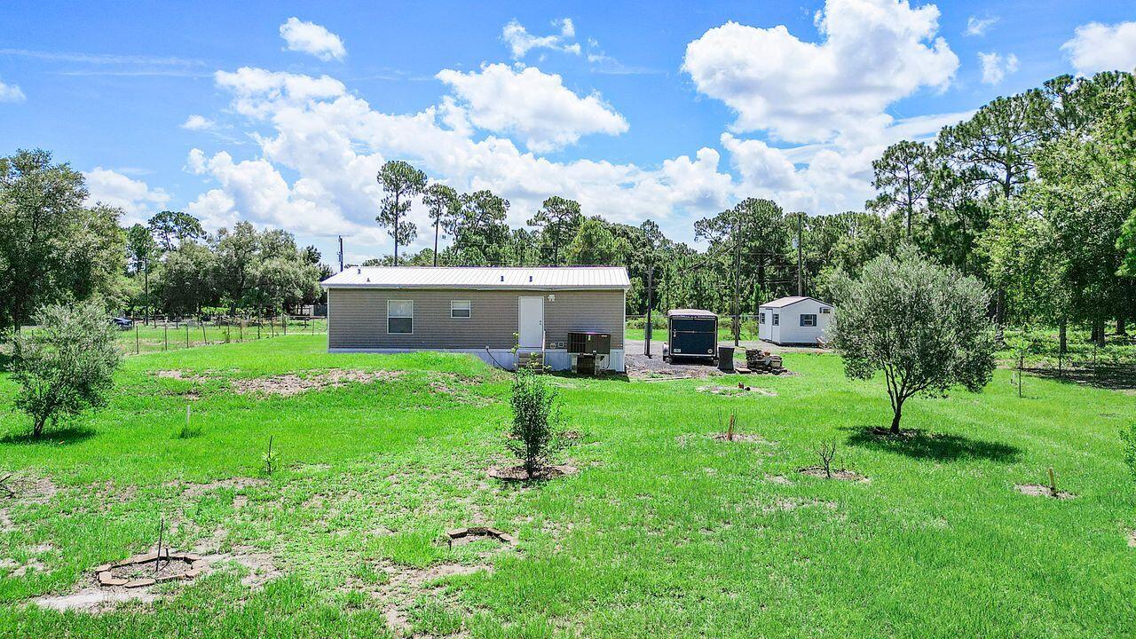 220 N Sendero Street Property Photo 32