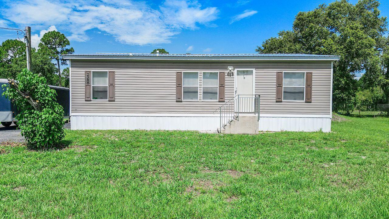 220 N Sendero Street Property Photo 40