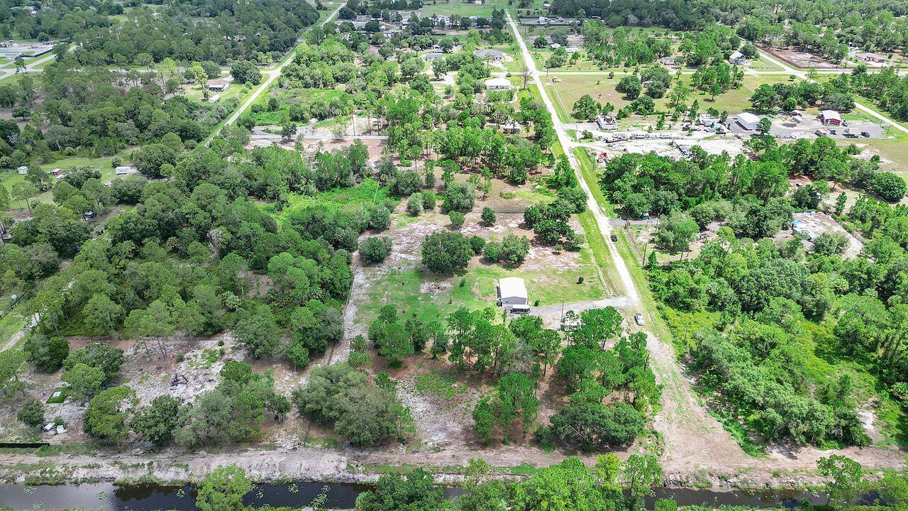 220 N Sendero Street Property Photo 54