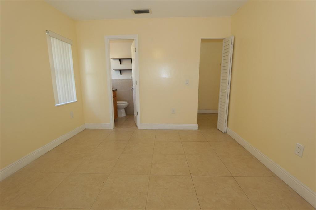 2987 Nw 110th Avenue Property Photo 7