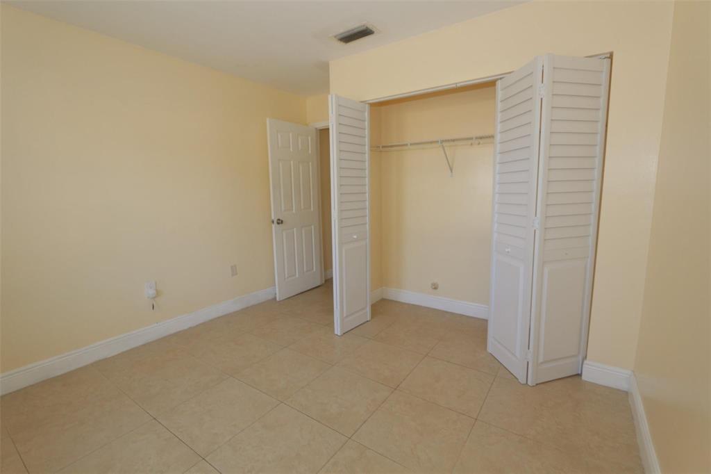 2987 Nw 110th Avenue Property Photo 9