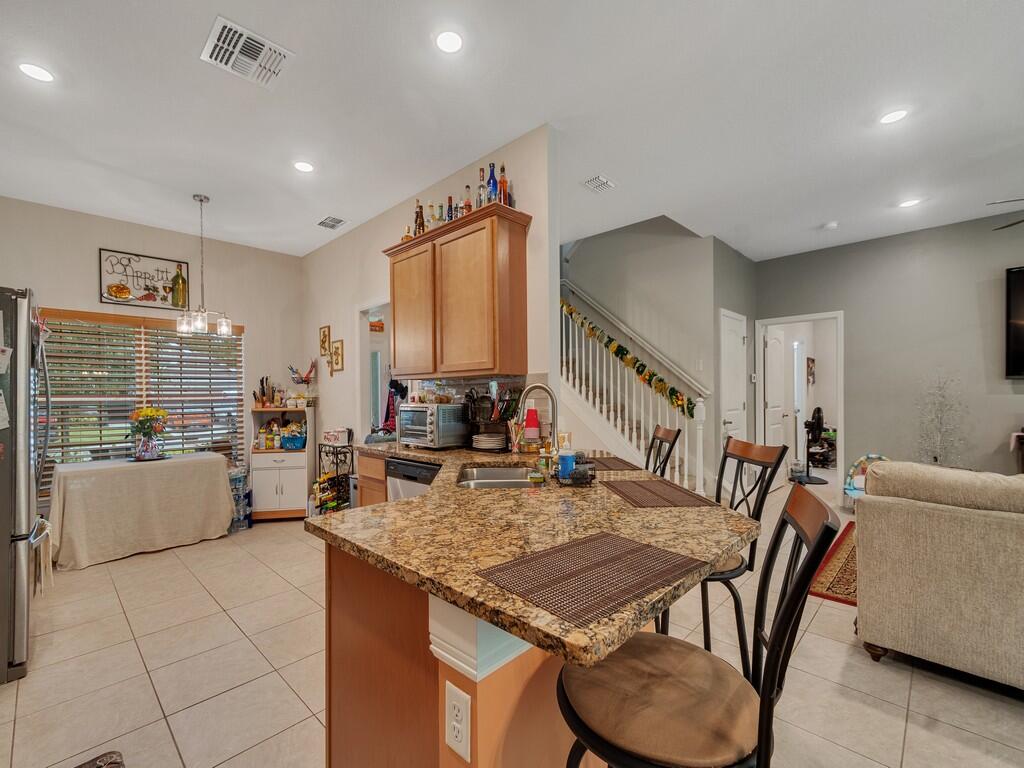 710 Ne Turtleback Trail Property Photo 10