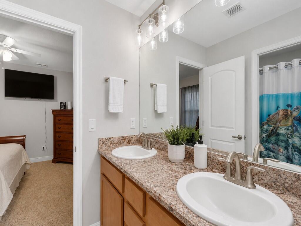 710 Ne Turtleback Trail Property Photo 27