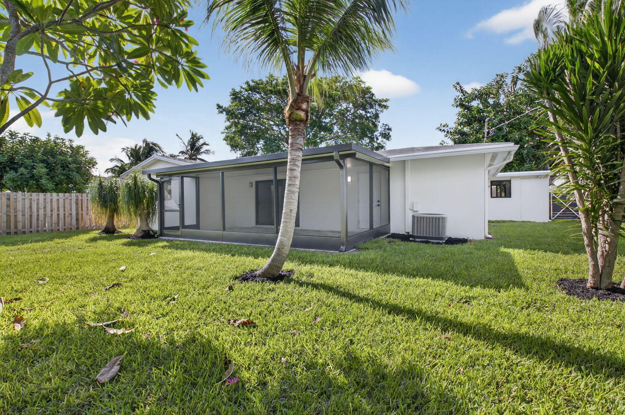 513 Lindell Boulevard Property Photo 27