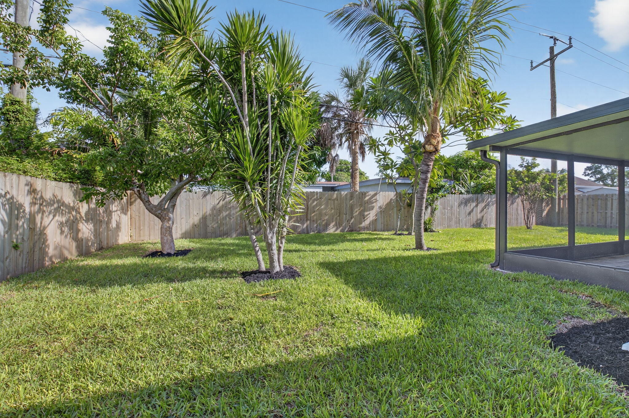 513 Lindell Boulevard Property Photo 28