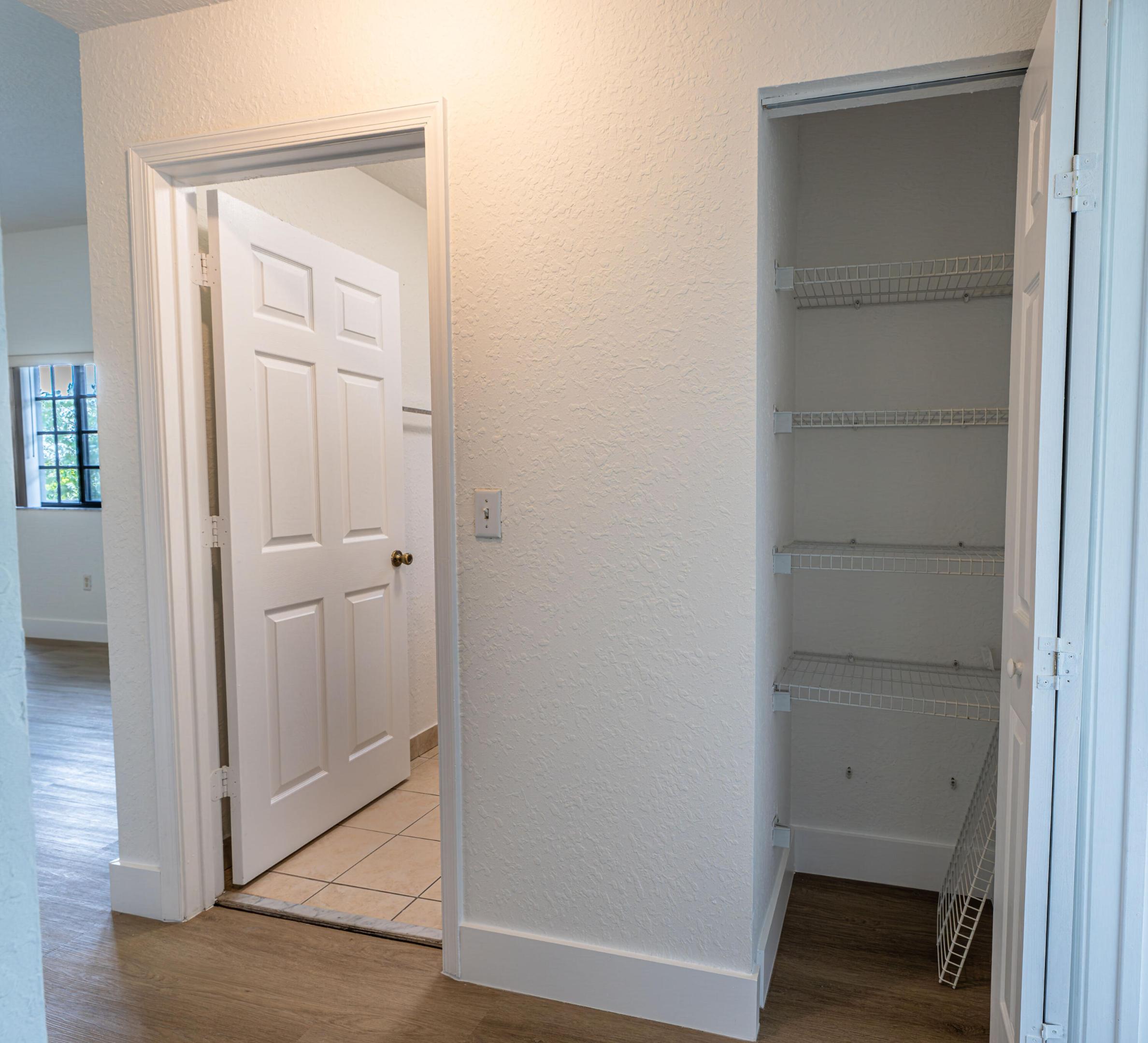 2801 Riverside Drive 301-s Property Photo 8