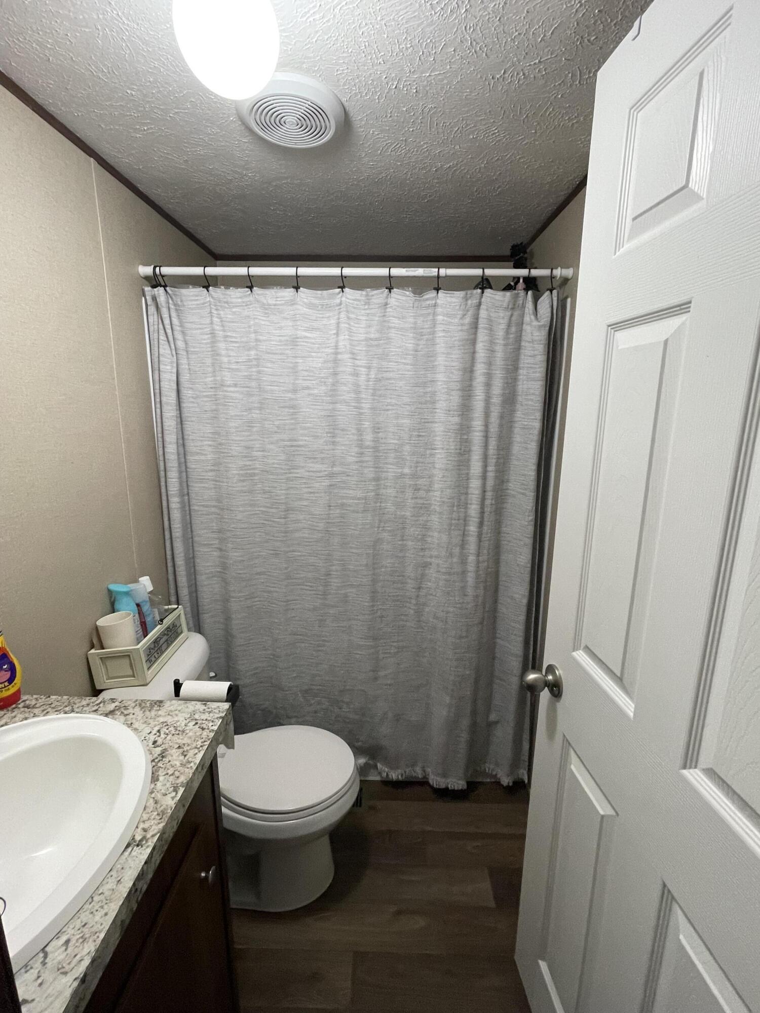 4911 Deanna Lane Property Photo 12